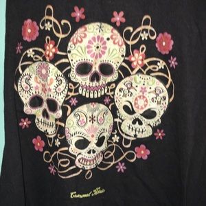 Black skull tank top